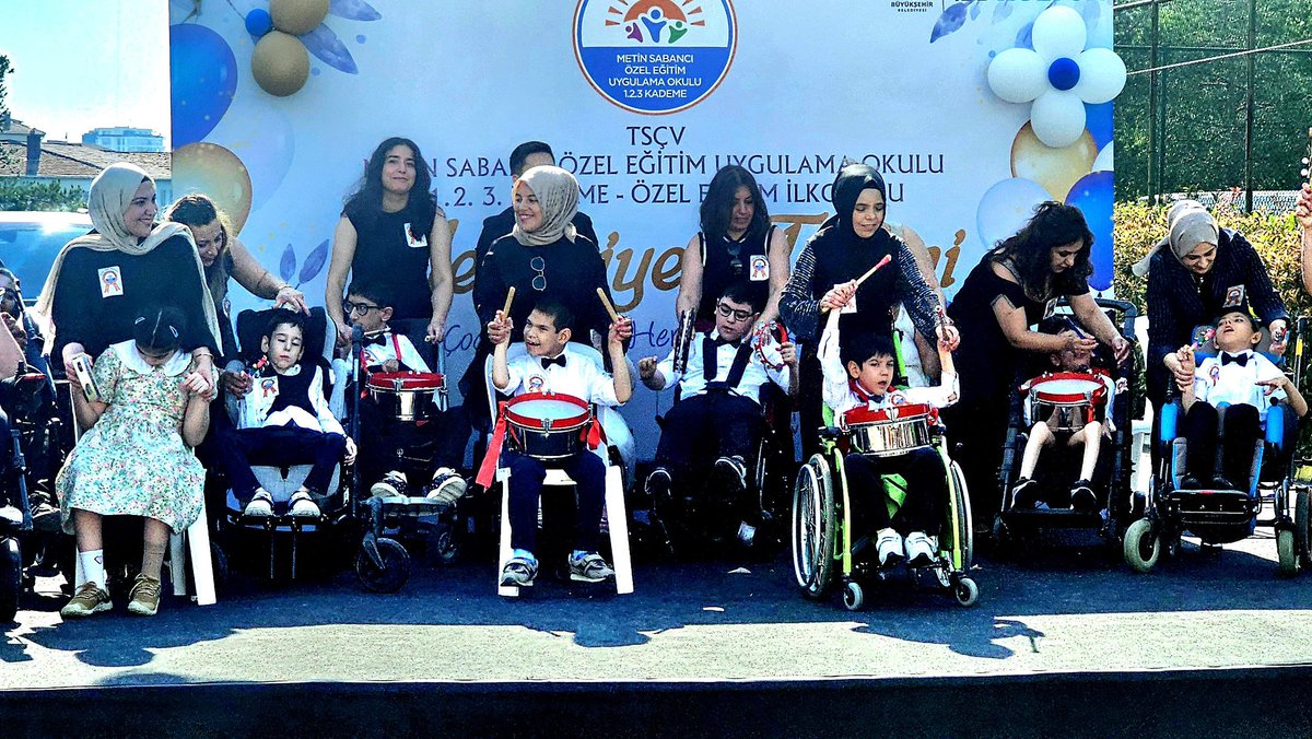 AtasehirMEM's tweet photo. Türkiye Spastik Çocuklar Vakfı Metin Sabancı Özel Eğitim Uygulama Okulu 1. 2. 3. Kademe-Özel Eğitim İlkokulu 2025-2026 Eğitim Öğretim Yılı Mezuniyet Töreni, İl Millî Müdür Yardımcımız Engin Boyraz ve Müdürümüz İsmail Yıldırım’ın katılımıyla gerçekleştirildi.

@tcmeb @Yusuf__Tekin https://t.co/wP785ikoR1