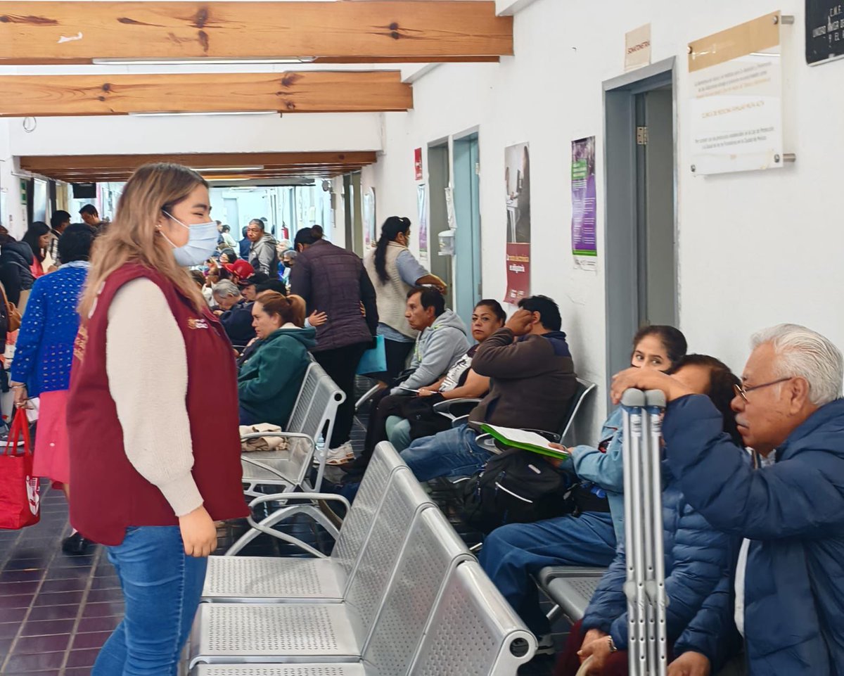 IsssteZonaSur's tweet photo. #ISSSTEZonaSur realizó visita como parte de la Estrategia de "Trato Digno y Resolutivo"a la C.M.F "Milpa Alta" seguimos impulsando servicios donde cada derechohabiente es escuchado y atendido con calidez humana.
#MartíBatres #rockavilaissste #nitzysuarez #carmenvillafaña https://t.co/XLaGnaEuOb