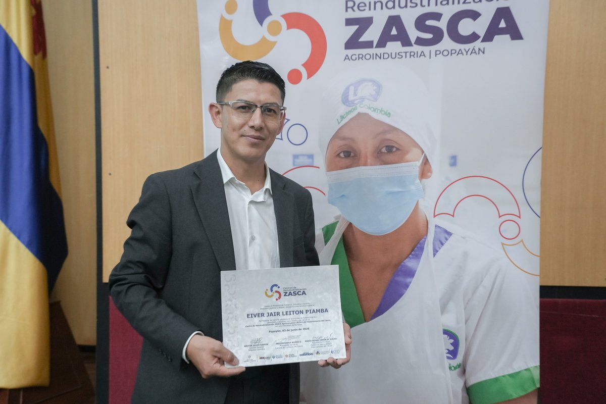 InnpulsaCol's tweet photo. Finalizamos la tercera cohorte del Centro de Reindustrialización #ZASCA del sector lácteo en el #Cauca. Cerca de 40 unidades productivas de Sotará, Rosas, Timbío y otros municipios culminaron este proceso de formación con el fin de fortalecer su productividad y crecimiento. https://t.co/Gis2Abrmvn