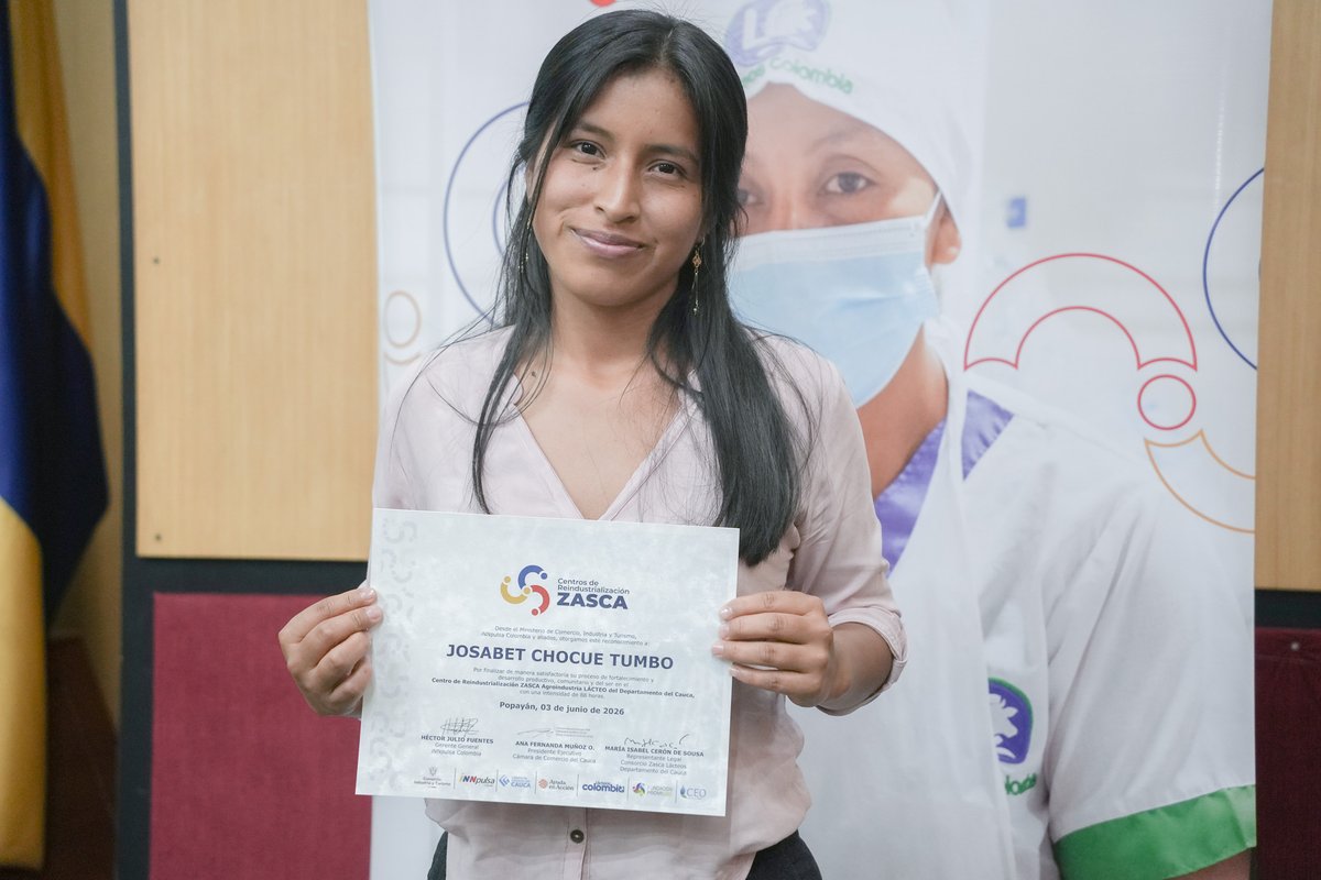 InnpulsaCol's tweet photo. Finalizamos la tercera cohorte del Centro de Reindustrialización #ZASCA del sector lácteo en el #Cauca. Cerca de 40 unidades productivas de Sotará, Rosas, Timbío y otros municipios culminaron este proceso de formación con el fin de fortalecer su productividad y crecimiento. https://t.co/Gis2Abrmvn