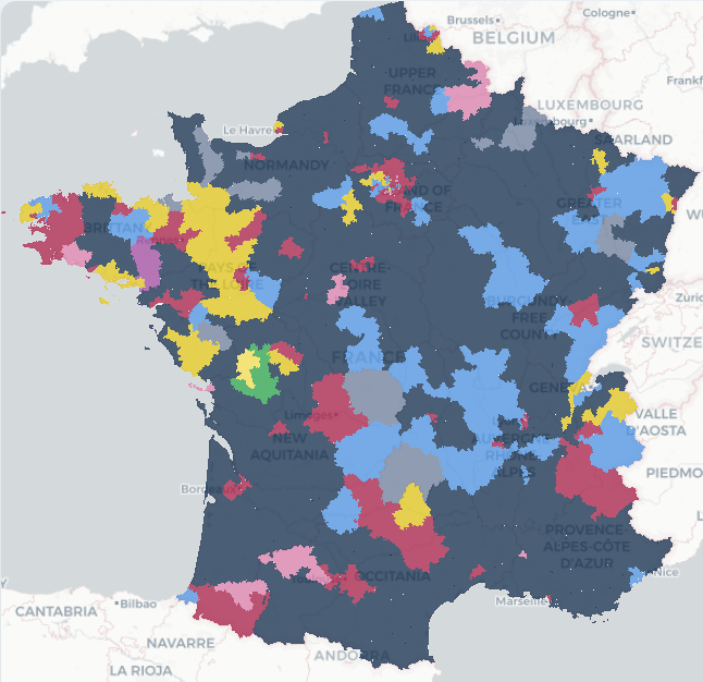 RealAlbanianPat's tweet photo. Dear Mr. Chang,

Since you claimed your global election simulator is "original," "first-in-the-world," and that you "pioneered the concept," 

could you kindly explain why your French simulator's results are 100% identical to the simulator I released over two weeks ago? https://t.co/KdkdplrIfs