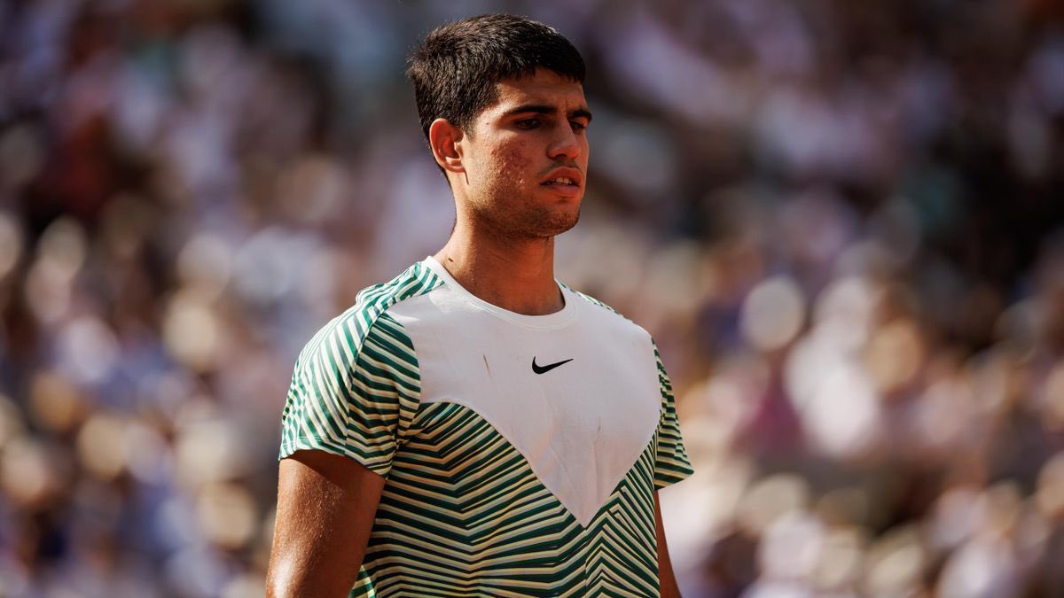 GameSetAndTalk's tweet photo. LA MALÉDICTION DE ROLAND-GARROS 😭🇫🇷

2022 - Zverev abandonne ❌
2023 - Alcaraz est victime de crampes ❌
2024 - Ruud est diminué car malade ❌
2025 - Musetti abandonne ❌
2026 - Arnaldi déclare forfait ❌

Cela fait 5 saisons qu’au moins un joueur est diminué, abandonne ou déclare forfait dans le dernier carré du Grand Chelem parisien...