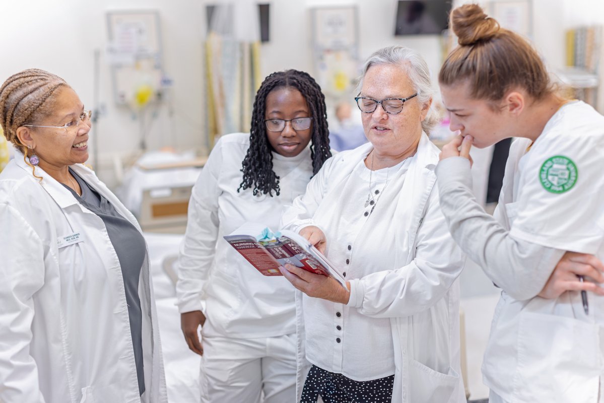CLE_State's tweet photo. Nurses are the backbone of the healthcare sector, and behind every nurse is a leader who is helping guide and shape their practice while improving patient outcomes. 🩺

Prepare to guide the next generation of healthcare workers with an online MSN in Clinical Nurse Leadership. Learn more at: https://t.co/Sikxs35HxQ

#CleState #CleStateOnline #NursingProgram