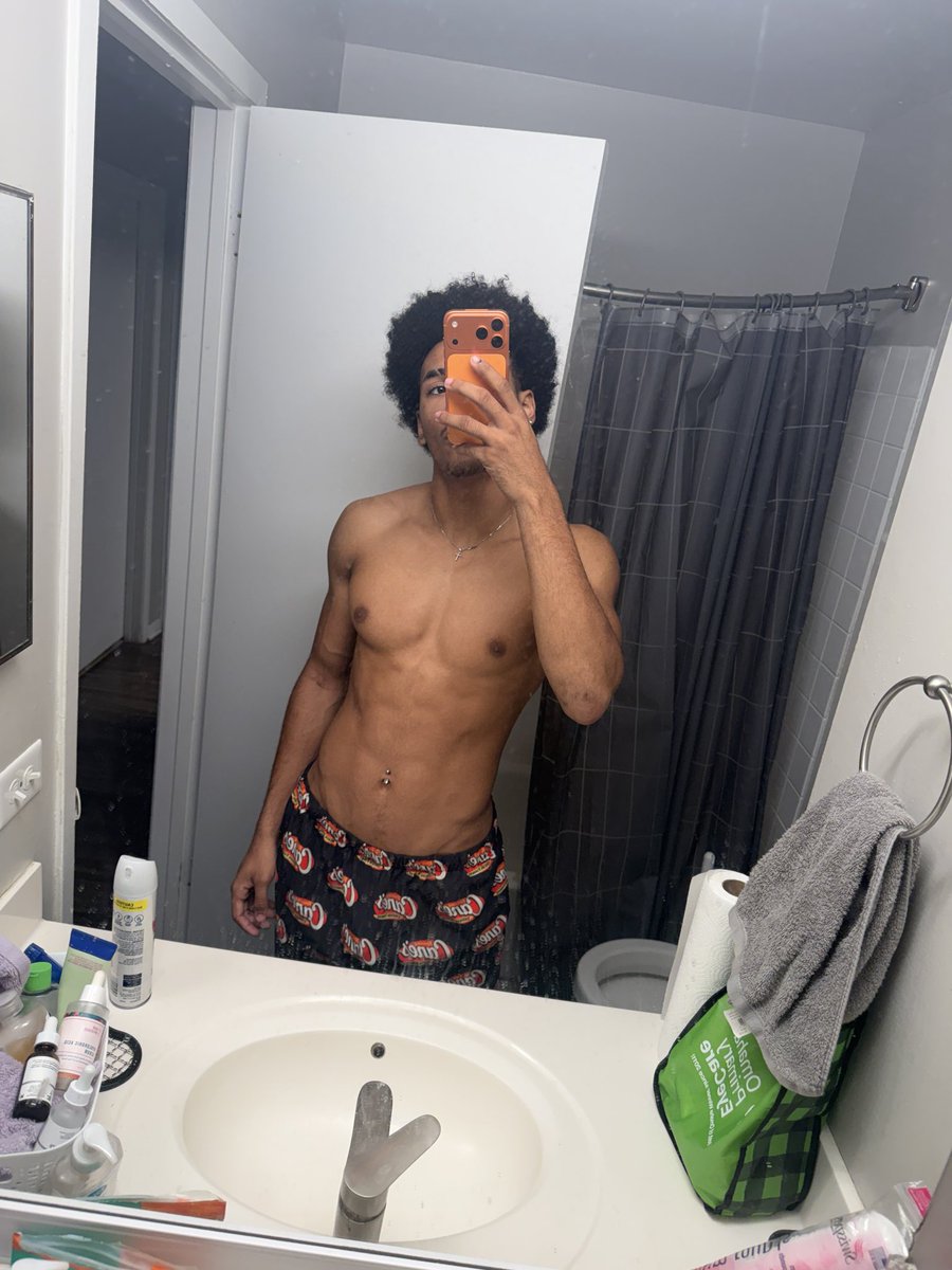 BurtonJr⚡️ tweet media