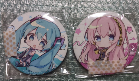 DailyNegitoro's tweet photo. Day 656: Piapro pentako can badges! #初音ミク #巡音ルカ #ネギトロ #mikuluka #lukamiku #VOCALOID https://t.co/kCOrfmnSNY