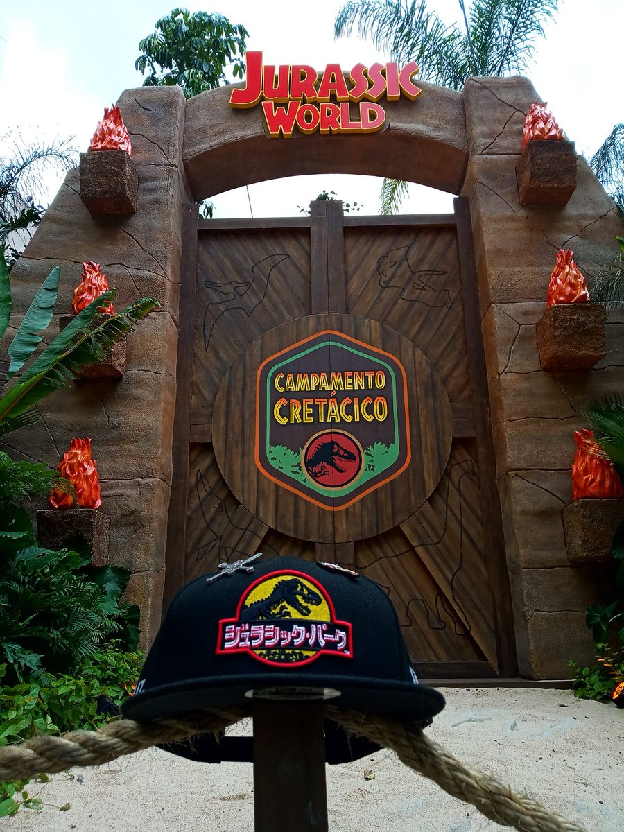 GRES1994's tweet photo. @Krusty935 MY FAVORITE CAP OF JURASSIC PARK  (NEW ERA ) https://t.co/zXd2H7F2FL