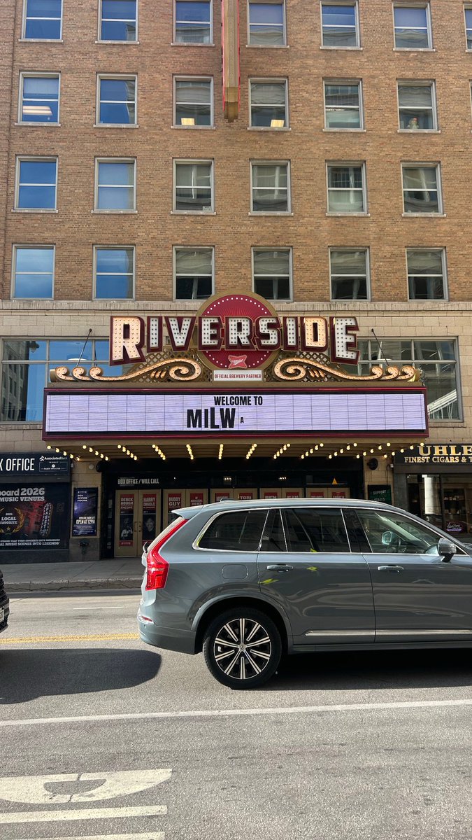 ugotthewronguy's tweet photo. Milwaukee https://t.co/CP0dfFhkr7