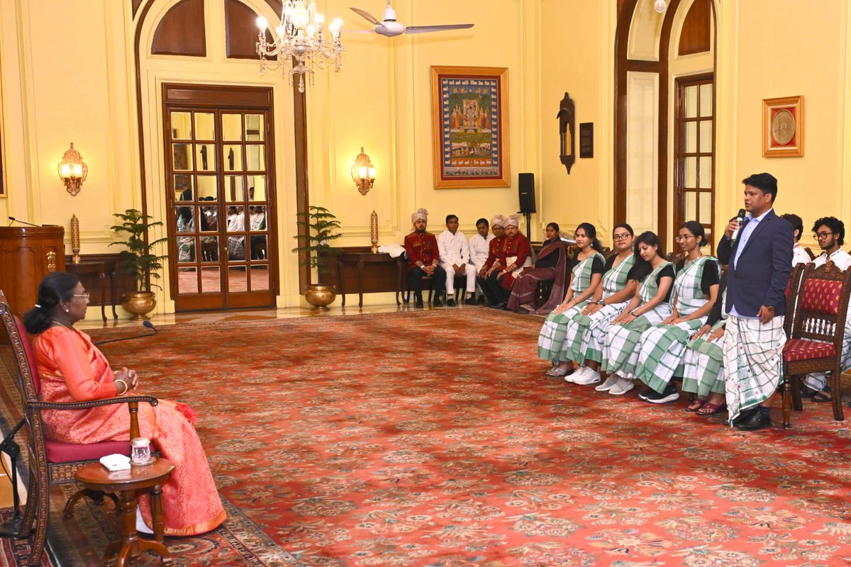 achyuta_samanta's tweet photo. Today, our 20 KIIT and KISS students had the privilege of meeting the Hon’ble President of India, Smt. Droupadi Murmu Ji, after their return from Romania.

She appreciated their participation and beautiful performances at the International Shakespeare Festival, where they represented India, Odisha and Santali language through Shakespeare’s Hamlet, Macbeth and Romeo and Juliet in Santali.

It is a very proud and emotional moment for all of us. Our children have shown that with opportunity, encouragement and confidence, they can carry their culture and talent to the world.

My heartfelt gratitude to Hon’ble President Smt. Droupadi Murmu Ji for her love, blessings and encouragement to our children.

@rashtrapatibhvn