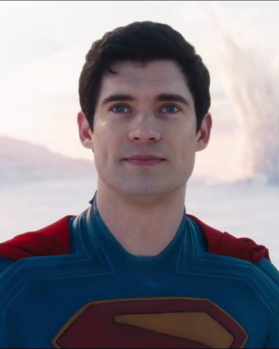 DCFilmNews's tweet photo. David Corenswet was born to play Superman. https://t.co/AO7N09dIwi