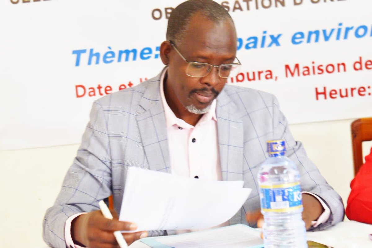 LeRenouveauBdi's tweet photo. A l'occasion de la #JournéeMondialeDeLEnvironnement, la Maison de la Presse du #Burundi,en collaboration avec le projet MeDIC/AFJO, a organisé une conférence publique à l'intention des journalistes et les acteurs de ce secteur sous le thème: « La paix environnementale et climat » https://t.co/5Xy8RGJztS
