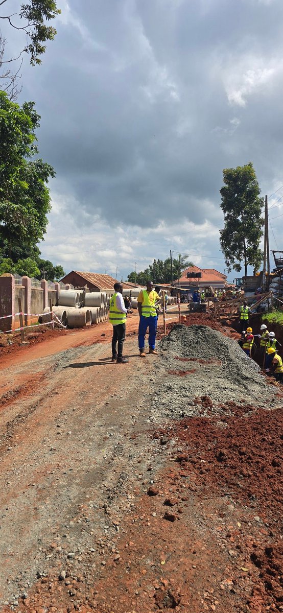PathyKlinn's tweet photo. I was on site earlier. 
@Entebbe_MC  is getting a much-needed makeover under @GKMAUrbanDevt. 

#GKMAChangingLives https://t.co/s73ZKBucw2