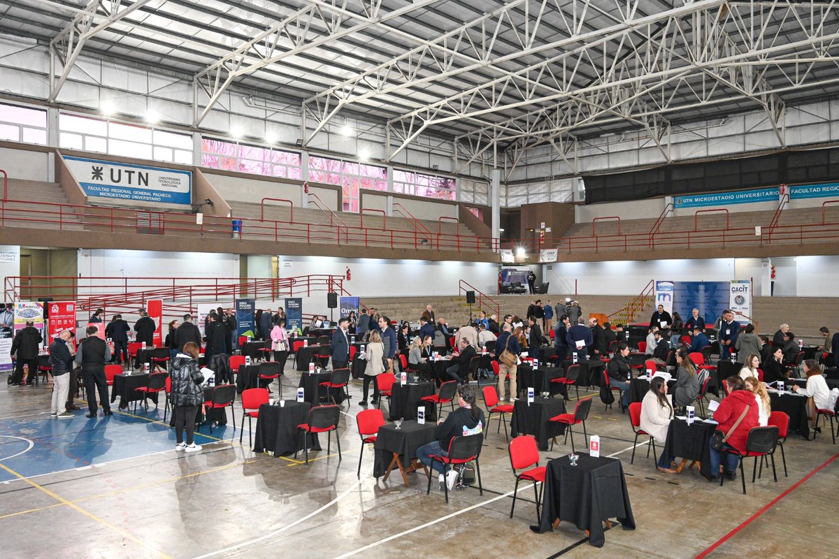 redcame's tweet photo. ¡Oportunidades concretas para las pymes 🇦🇷! 

💼 Organizada por CAME y @_CACIT, la última Ronda de Negocios convocó a 106 empresas que participaron de 1.624 entrevistas: 1 de cada 4 firmas cerró negocios durante la jornada 👏.

Sumate y transformá el futuro de tu empresa 🚀 https://t.co/46Loq3xMyU