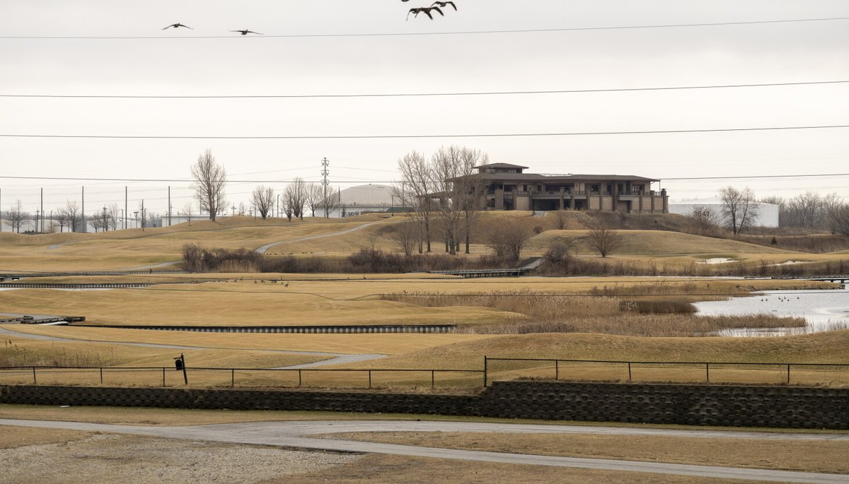 bearsessed's tweet photo. It's Indiana: Bears' board of directors votes to push stadium to Hammond https://t.co/S8g5UmEDeu #chicagobears #bearsessed #beardown https://t.co/CLGWMztCyo