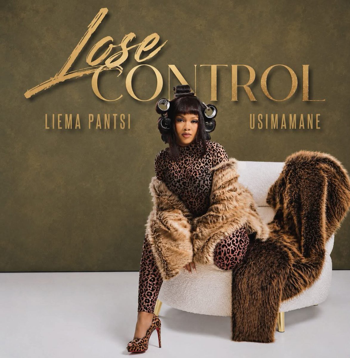Jaylineza's tweet photo. Lose Control by #LiemaPantsi & #Usimamane
Tune in
BUY LOSE CONTROL BY LIEMA
STREAM LOSE CONTROL
LOSE CONTROL OUT NOW
#NewMusicFriday
#LiemaPantsi https://t.co/anjbLj8xPh