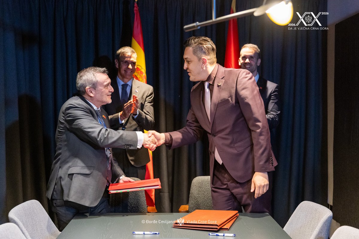 MiniFinME's tweet photo. 🇲🇪🤝🇪🇸Crna Gora i Španija potpisale Ugovor o izbjegavanju dvostrukog oporezivanja

https://t.co/fAabiXmuP6 https://t.co/8OUR0InKFE