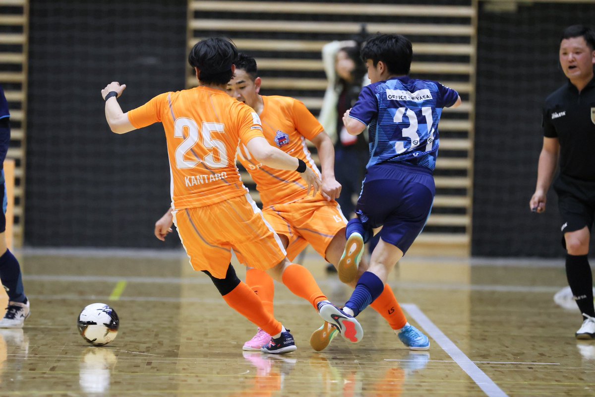 kento_kida_17's tweet photo. 横浜武道館でプレーすることができました。
トップチームに所属し、練習や試合ができていること全てに価値があります。
セカンドで設営をしてきたからこそ、このピッチに立てたことがものすごく感慨深いです。

日頃より多大なるご支援賜っております全ての方々へ、心より感謝申し上げます。 https://t.co/jSRbEvtZ8W