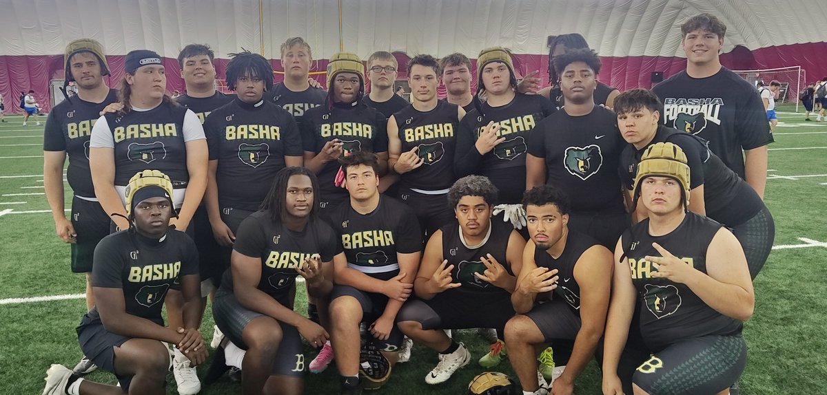 CoachTKelly1's tweet photo. @bashagridiron OL and DL competitors @ASUFootball Line Comp. Showed up &amp; faight and competed all night.
Thank u @TyBarret 
@CoachTuitele 
@VinceAmey 
@Coach_Diron &amp; rest.of ASU staff/players (including frmr 🐻 @toomalatai45) for hosting another great competition. https://t.co/DZPpZe2tnr
