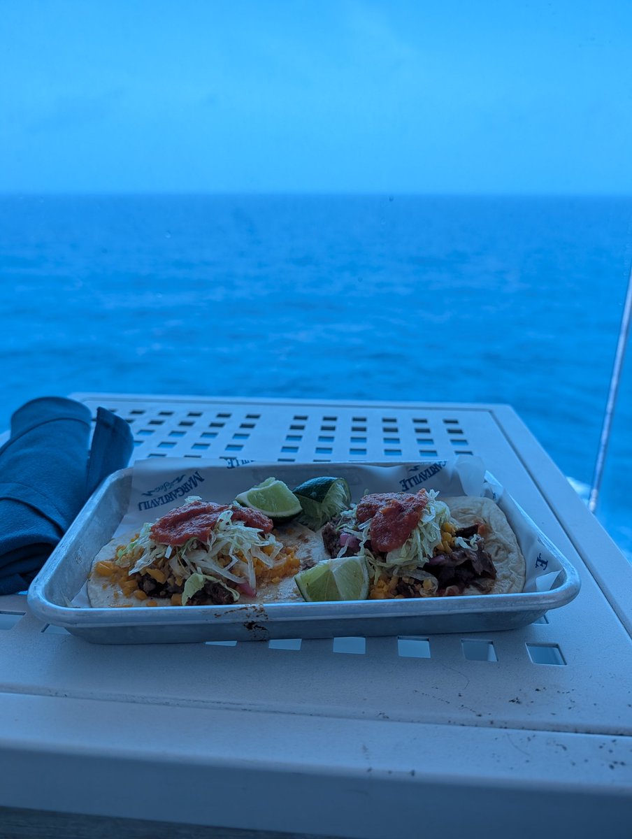 miller_bread's tweet photo. Now that's the best lunch view I've ever had https://t.co/AC870IGo8d