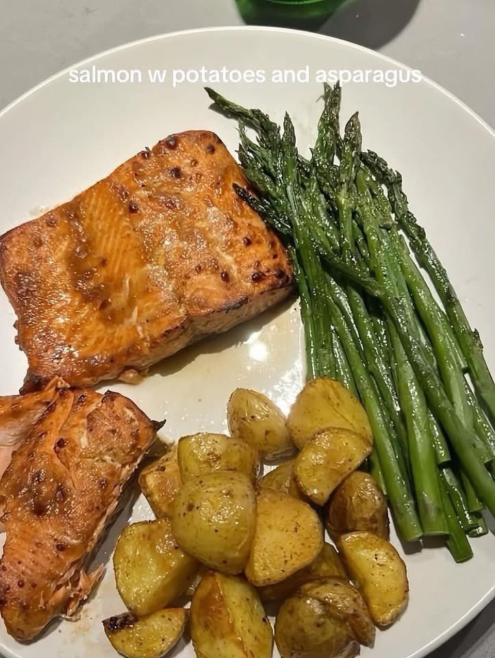 Prime_Asthetic's tweet photo. Eat clean &amp; Stay healthy. https://t.co/9DKoPYpTnT