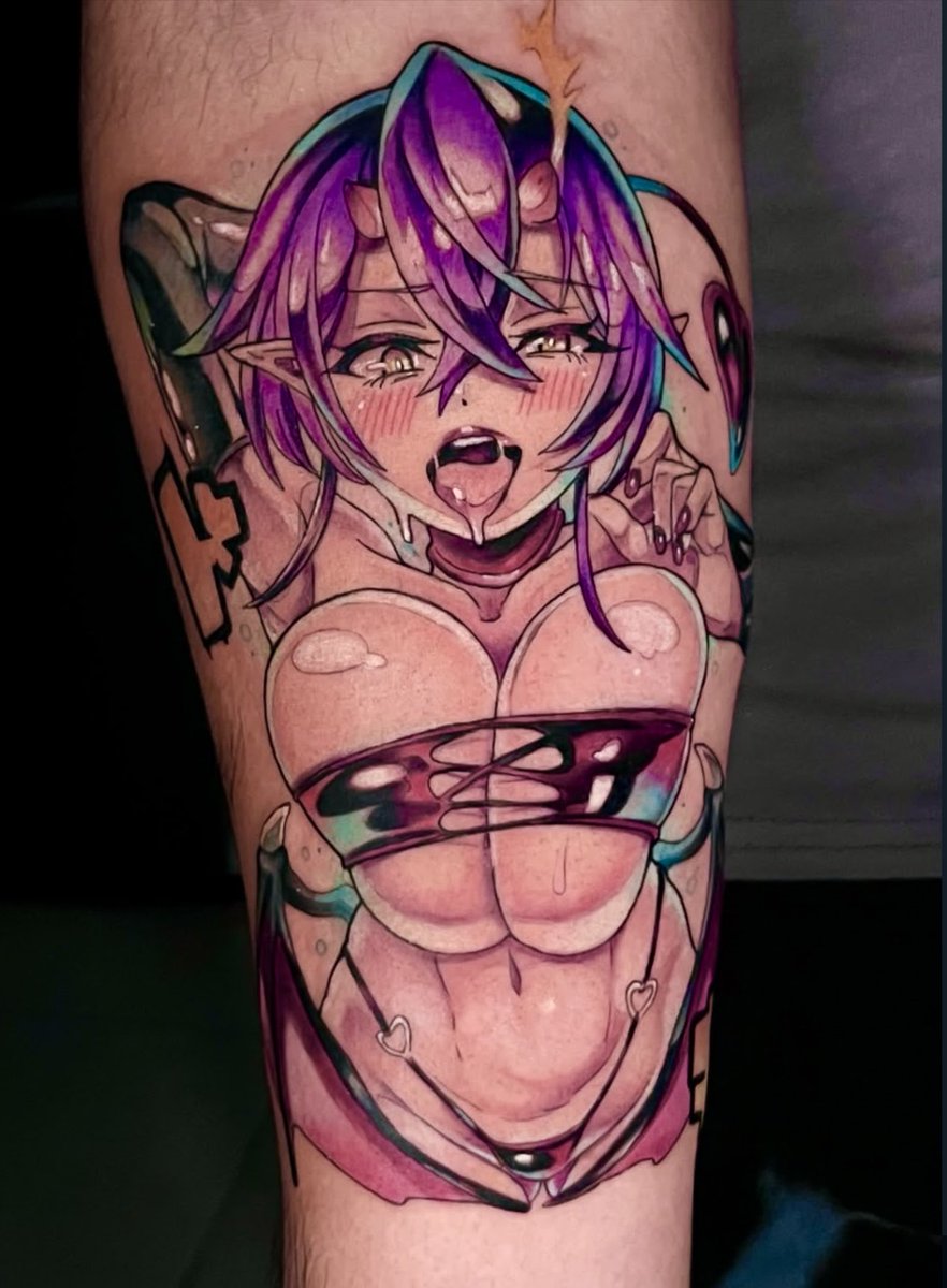 yangpiren's tweet photo. 丨🥵丨 #tattoo #长沙 #二次元 #纹身师 https://t.co/nMH30Imjal