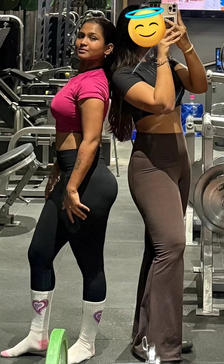 MaddieGodd70671's tweet photo. Who wants to get dominated by two hot and powerful gym brats in a group? https://t.co/4J6cNy90A7
