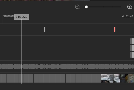 TheSpiffingBrit's tweet photo. My latest video contains 27840 adverts. I have tricked the youtube system into accepting an ad slot every 1 second. 
 Bellow is a picture of the timeline. Each white line is 1 ad.

A normal video like picture 2 normally limits ad placement but I had a cunning plan 🥸 https://t.co/uDRN7mLaGT
