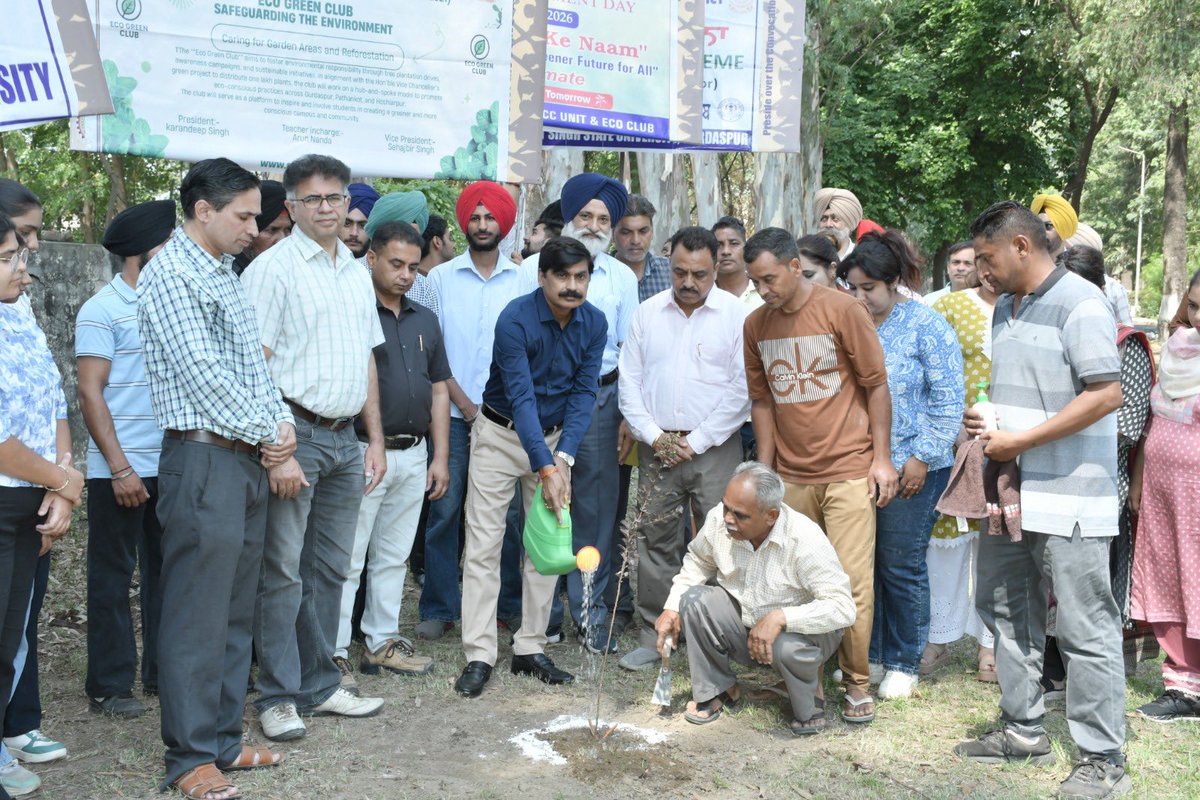 sushendramisra's tweet photo. “एक पेड़ माँ के नाम”- plantation drive on world environment day. https://t.co/7YNuuL1zoq