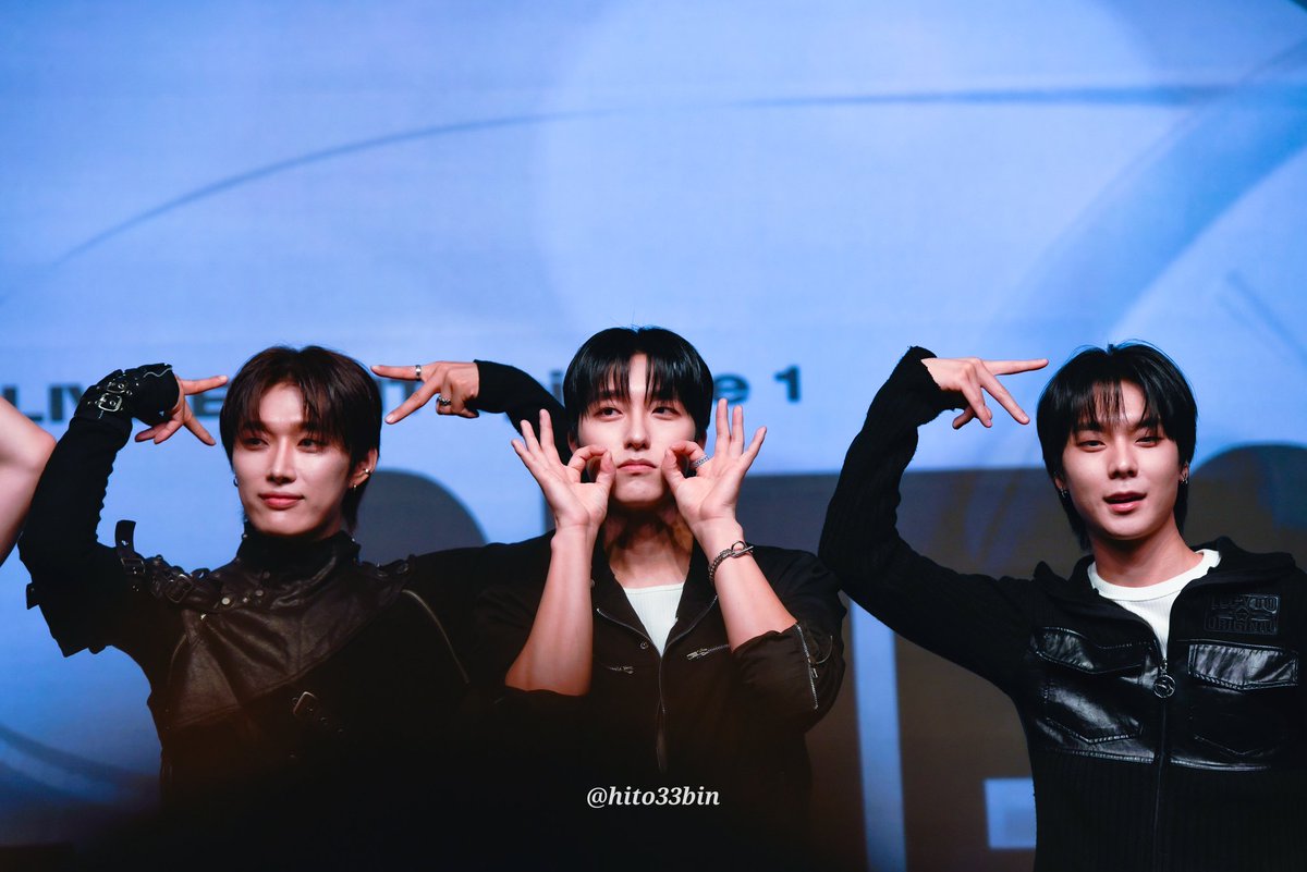 hito33bin's tweet photo. 260605 OMEGAＸOsaka🩵
😃💙😃🩵😃💚
#OMEGA_X #오메가엑스
#オメガエックス
#재한 #JAEHAN #ジェハン 
#세빈 #SEBIN #セビン 
#제현 #JEHYUN #ジェヒョン https://t.co/OpVR90XjdZ