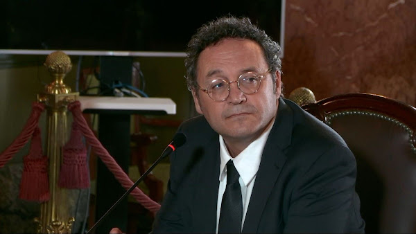 asperomundo's tweet photo. El periodista Ernesto Ekaizer tiene razón sobre el Estado Judicial. Pero hay algo peor: el juez que no manda demasiado, sino que ha dejado de controlar.
El atestado policial entra como hipótesis. Sale como verdad judicial. El juez dimite de su papel garantista, asume el relato de la acusación y lo firma.
La presunción de inocencia no se deroga en el BOE. Se vacía auto a auto, filtración a filtración, titular a titular.
Cuando el juez deja de ser juez, tenemos un estado policial por dimisión del poder judicial.
https://t.co/w3zxON5m0S
@normacedonio 
@desempleado666 
@_Ninit_
@valand_el_viejo
@AI2BO4
@basfdecromo
@fali_mz
@Ninev13
@oscarmartin4
@DanielS37393832
@Rafalote2 
@pilarlarraona
@GRAFO1903
@DiazChurches
@oscarmartin4
@cuervingenuo
@mocliamgez
@Gui_Baskerville
@BareaIlsa2
@ahonram
@OcasoOccidental
@Absalom421
@LVEParusia
@TheBidan
@LaCamellaFeliz