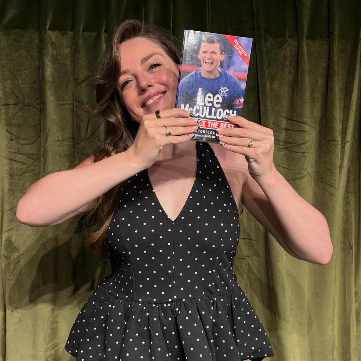 FootieBookClub's tweet photo. 📚 COMING MONDAY… It’s the last EVER Football Book Club 😢 

And we’ve saved simp-lee the best footballer’s autobiography for last. Lee McCulloch’s 2013 gem 💎 

Plus loads more surprises to see off FBC in style 🎉 

See you Monday! It’s going to be emotional 😭 https://t.co/MQfIntJS8h