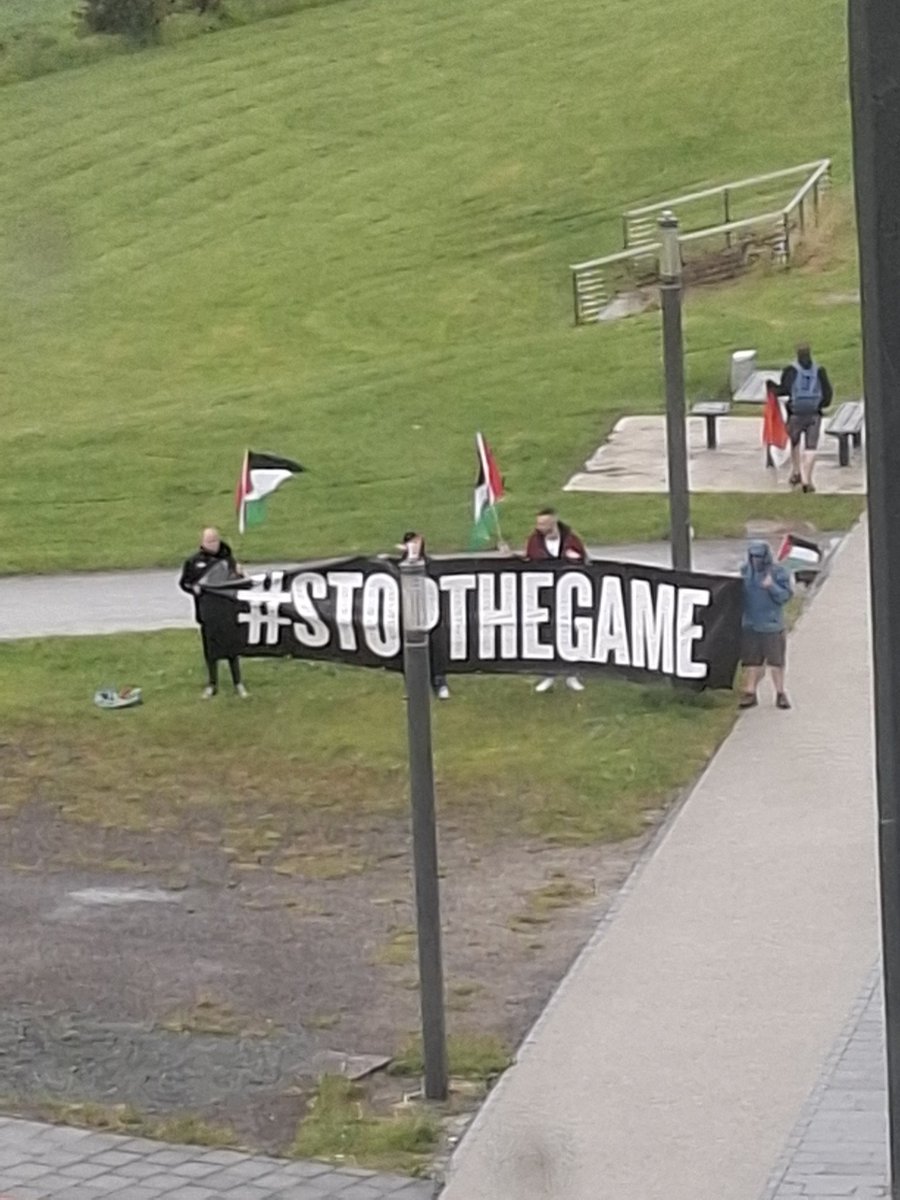noriordan's tweet photo. Protest outside Páirc Uí Chaoimh https://t.co/ZHaEzaEBVf