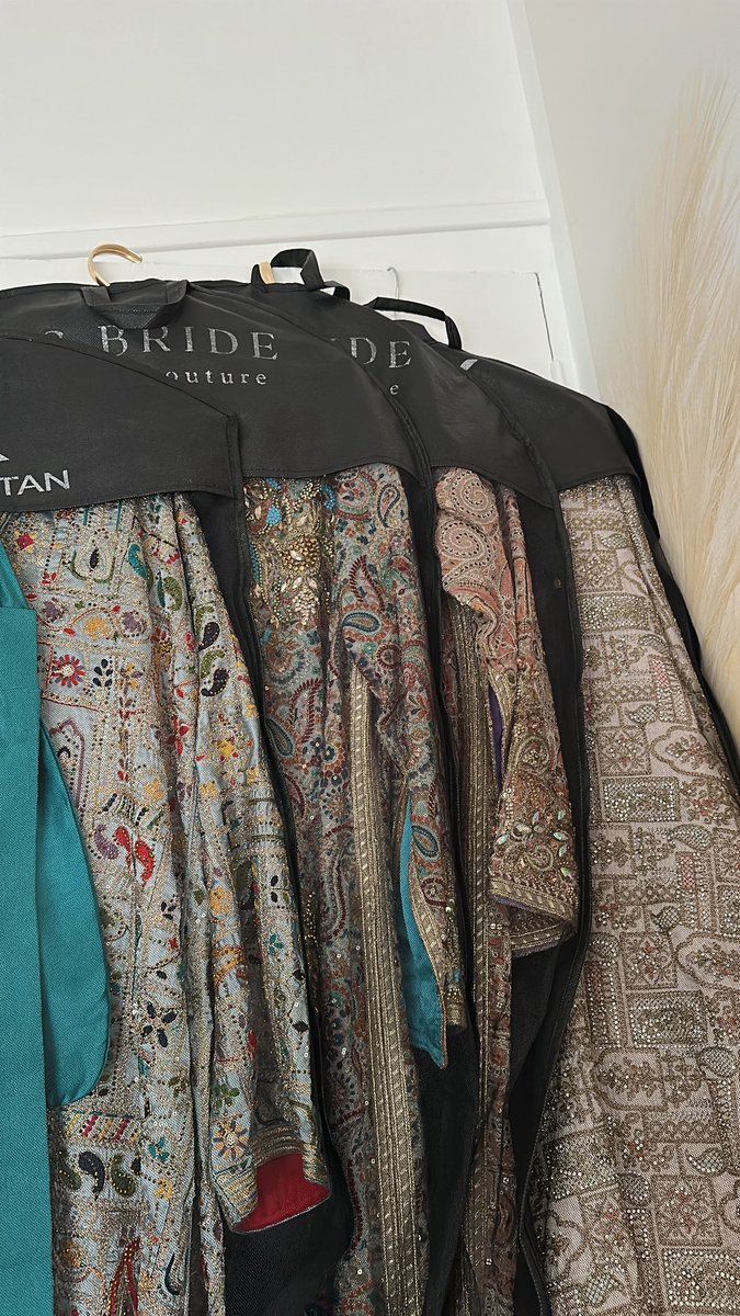 user0510_'s tweet photo. ma journée d’aujourd’hui : taxi de caftan🧘🏽‍♀️ https://t.co/lHvuYkmwaQ