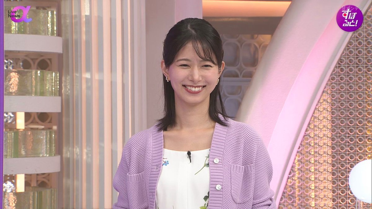 HeyHL5's tweet photo. ライブニュースαの海老原優香アナ💜
手を振るシーン可愛かった👋
#海老原優香 https://t.co/xd9zg2ngCP