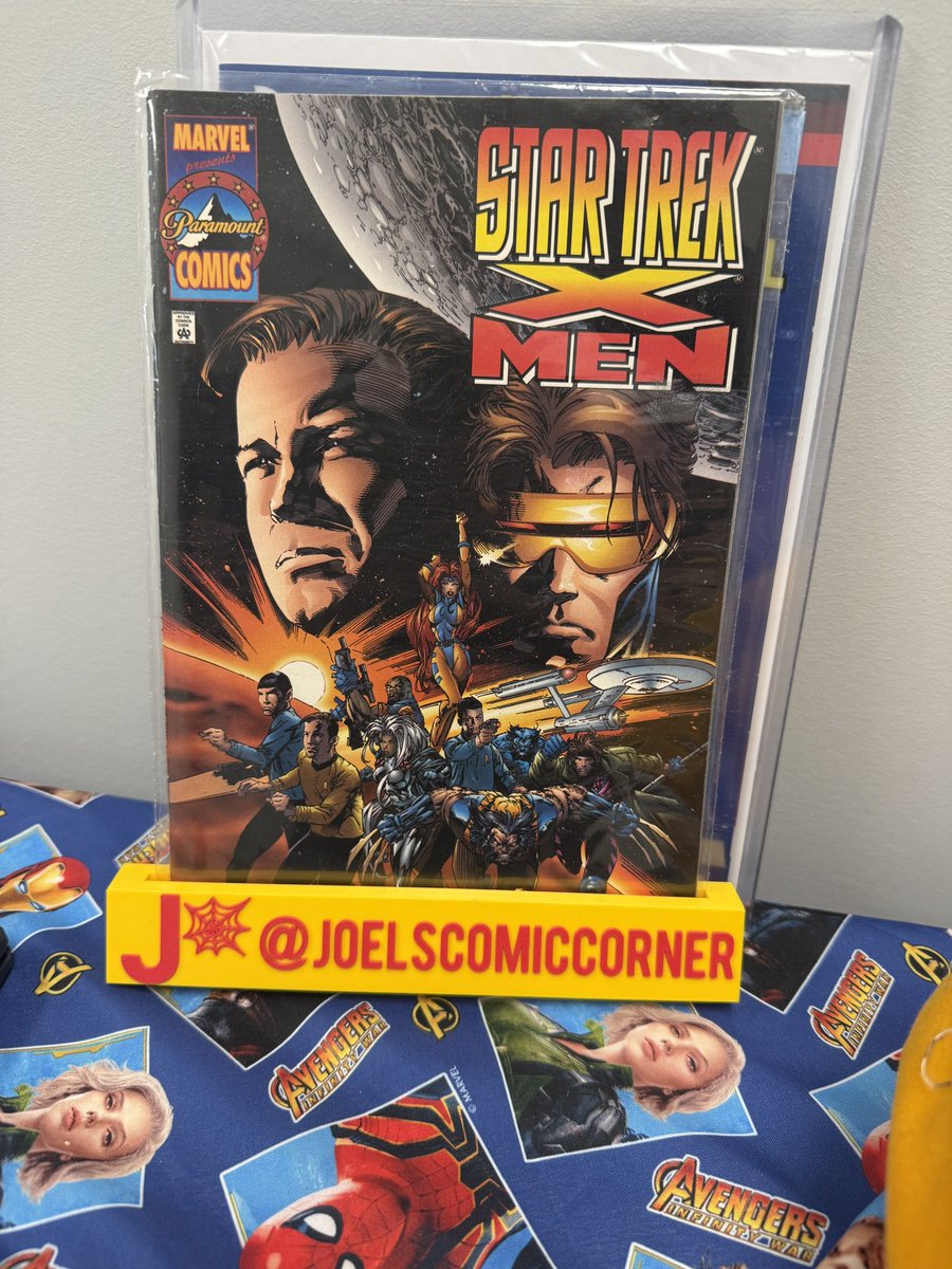 JOELCOMICSTABLE's tweet photo. Back in time Star Trek/ X-men crossover #Marvel #Comic #Photo 📚 https://t.co/dQwqpEHvfX