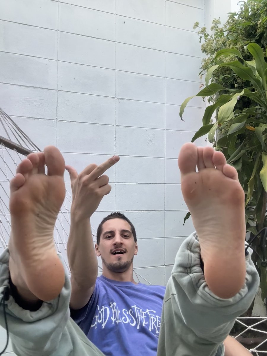 RealMasterVojd's tweet photo. Look closer if you dare 🖤👣

Those who dared — they're already inside. https://t.co/jzZ8DXnTVa https://t.co/AfpwotinVn