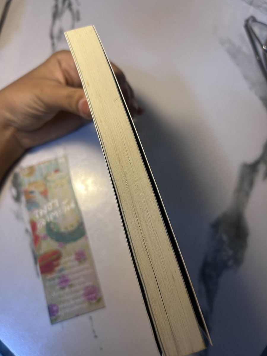 qeulb0's tweet photo. 200 รวมส่ง ลดได้
 #ปล่อยต่อหนังสือ #หนังสือมือ2 #เมษาลาตะวัน #ปล่อยต่อนืยาย https://t.co/SDeTJodNce