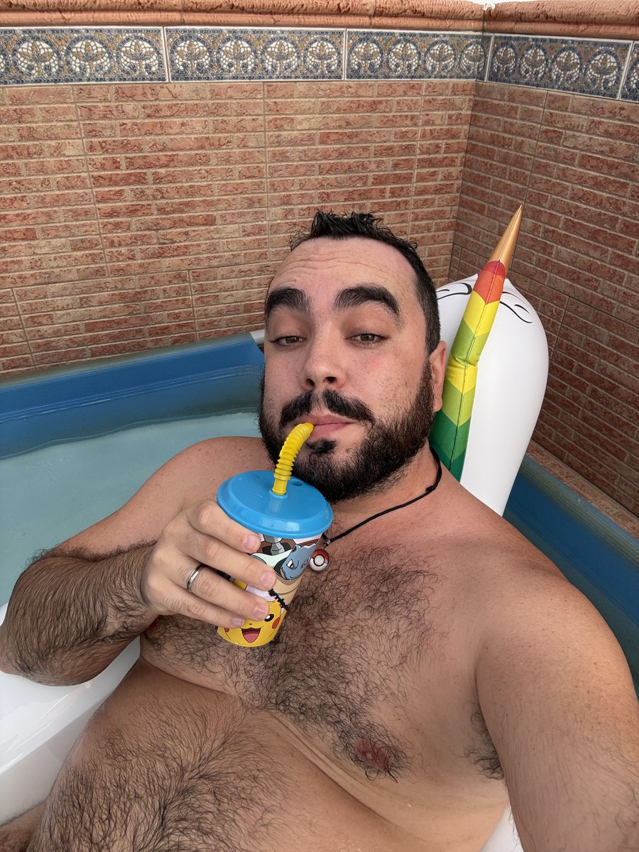 James_Inverse's tweet photo. Que agusticidad!

Pero siempre con clase unicornio 😝 https://t.co/OXt8rkeLU0