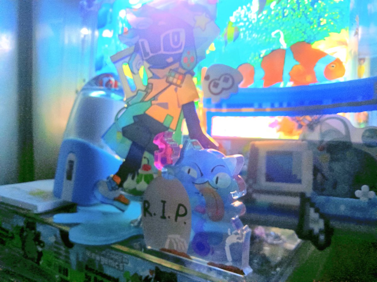 lmaivou's tweet photo. Blue𐀑*ﾟ
main character in p1 is my splatoon oc https://t.co/zEAz3U3NvC