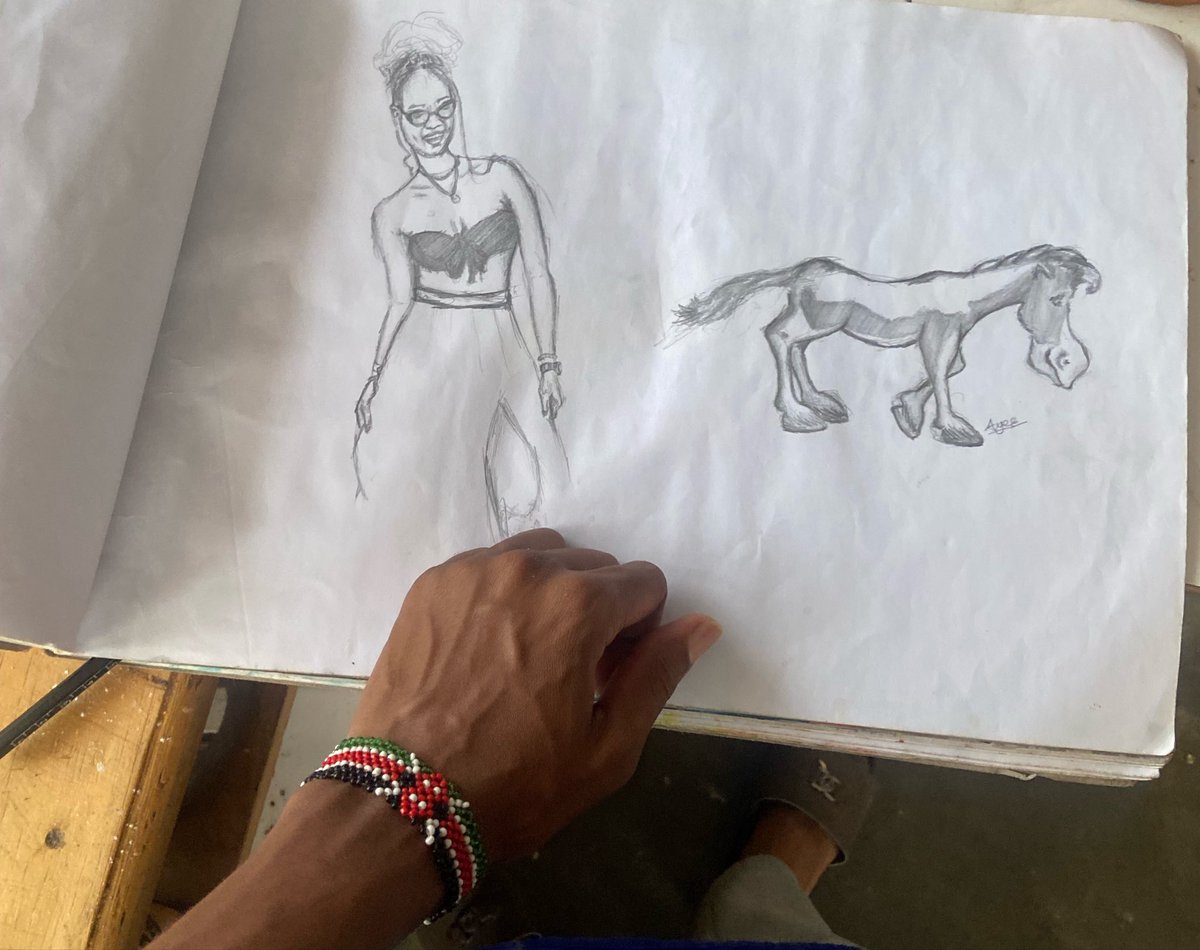 rolandkid_'s tweet photo. I have spent the whole day trying to sketch the baddie I love and how she sees me.🙏🏻 https://t.co/09ugDG4SBt