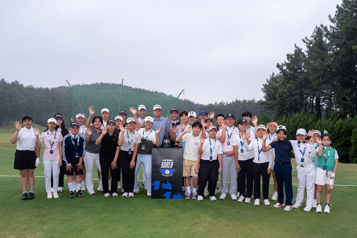 LIVGolfComms's tweet photo. Last week at LIV Golf Korea, our LIV For Good platform empowered the next generation of Korean golfers on and off the course in Busan. 🇰🇷

In partnership with @KoreanGolfClub and the Busan Golf Association, we hosted a Youth Golf & Sustainability Clinic for 30 local youth, featuring:

⛳️ Hands-on instruction from Korean Golf Club's Minkyu Kim
🌊 A Marine Waste Workshop covering regional marine conservation and plastic circularity

Our commitment to the planet was also reflected in our tournament operations. Throughout LIV Golf Korea, we implemented key sustainability efforts including: 

🥗 Offering vegetarian and plant-based food options
🍴 Using eco-friendly and compostable dishware
🟩 Utilizing reusable signage
💧 Providing filtered water stations to reduce single-use plastic bottles
🇰🇷 Partnering with local vendors

Read more: ➡️ https://t.co/cuBKhMTmgw