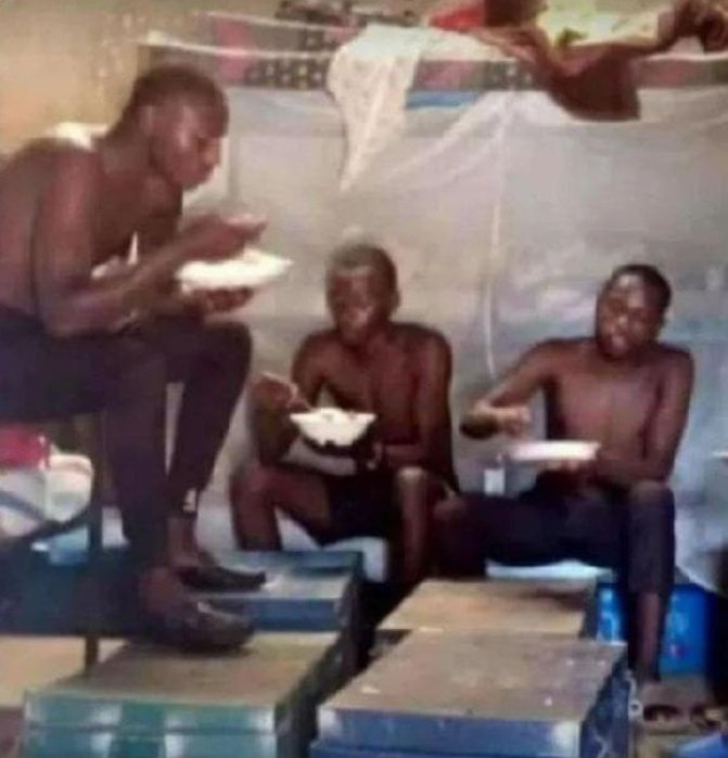 Derick04_'s tweet photo. "Yaani ata madem washaa choma na sisi tunaingizia baridi kiujinga uku majamaa.." https://t.co/R4qjDcTZQr
