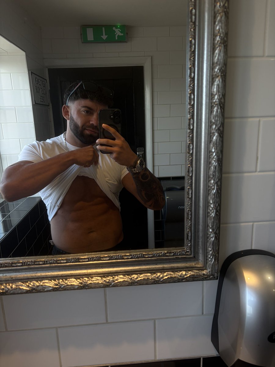 DC_Alpha2's tweet photo. Cant post on main for 12h

No excuses! Go leak for my lunch 😏 https://t.co/8LvTTk2rAy