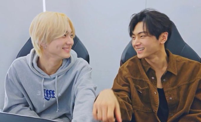 sudtbyxjungwon's tweet photo. two😋♥️ https://t.co/uawlOJ7Ml2