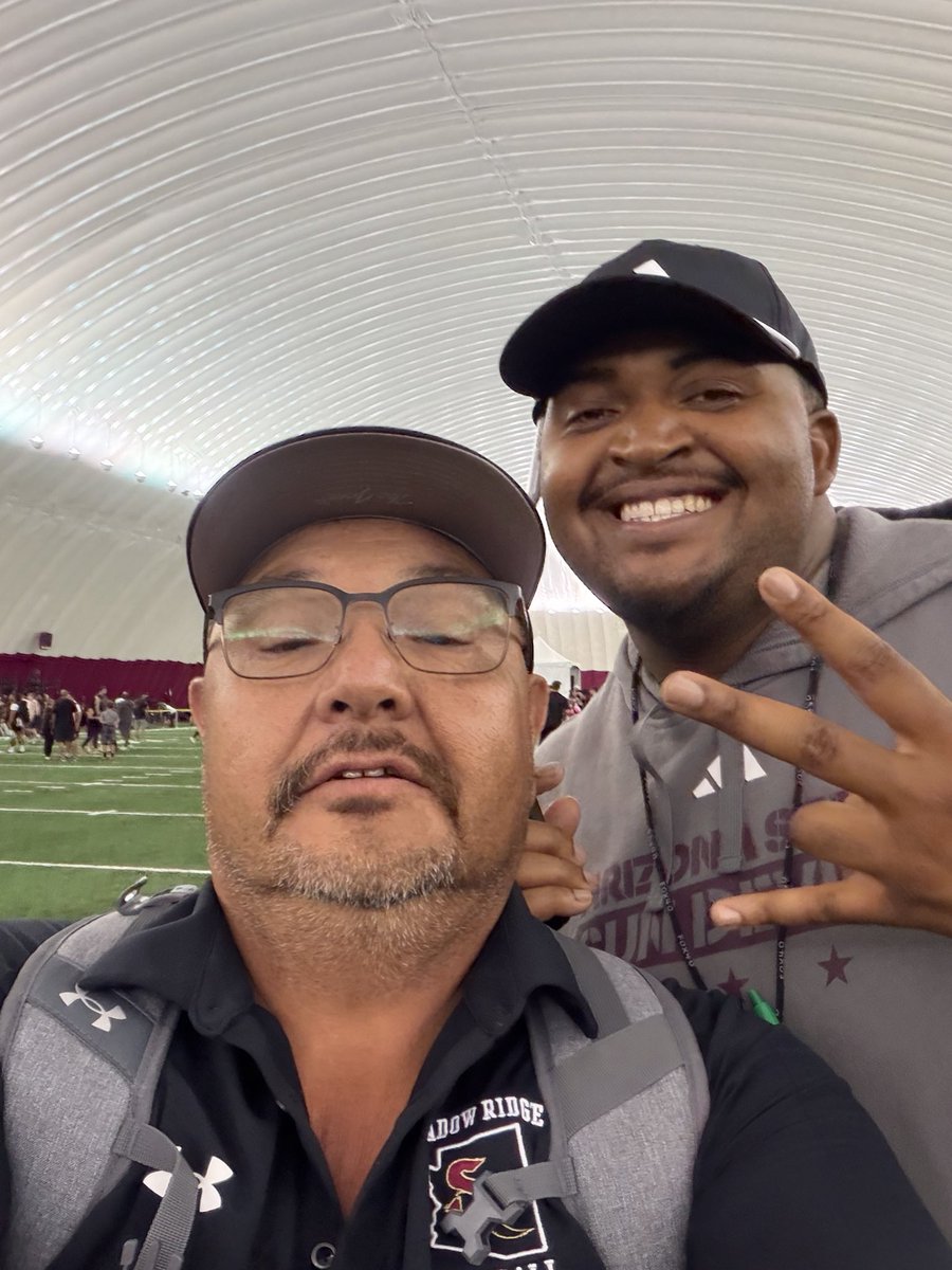 CoachC1968's tweet photo. Shadow Ridge Big Dogs competing at ASU Big man competition we did an amazing job Thank you Coach Ty our players really enjoyed meeting you as well https://t.co/OvlP3xSaBu