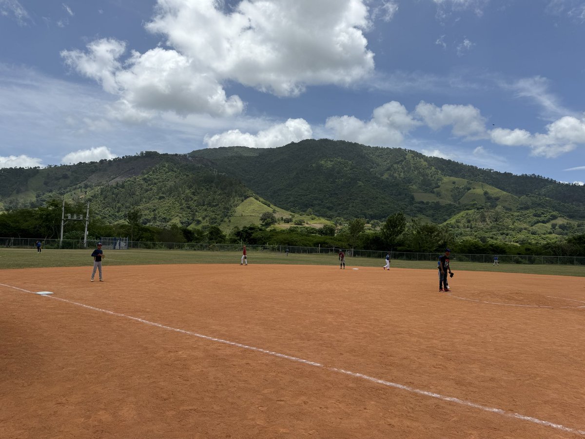 MassiellSP's tweet photo. El estadio más lindo del sur, 
Nizao. San José de Ocoa ⚾️❤️ https://t.co/XBgaoxqgyf