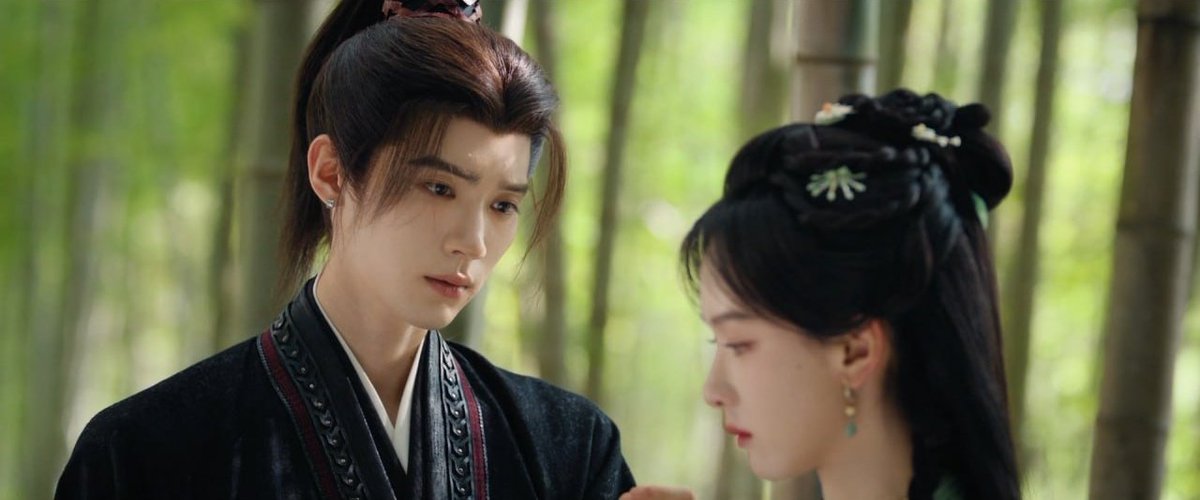 OIXMS's tweet photo. Every time Chu Zhao cried, Xie Yanlai was there to stop her tears from falling. That's how much he cared. 🥺❤

#AshesToCrown #翘楚 #ZhouYiran #ChenDuling #พลิกชะตาเหนือฟ้า https://t.co/36TtfITYCM