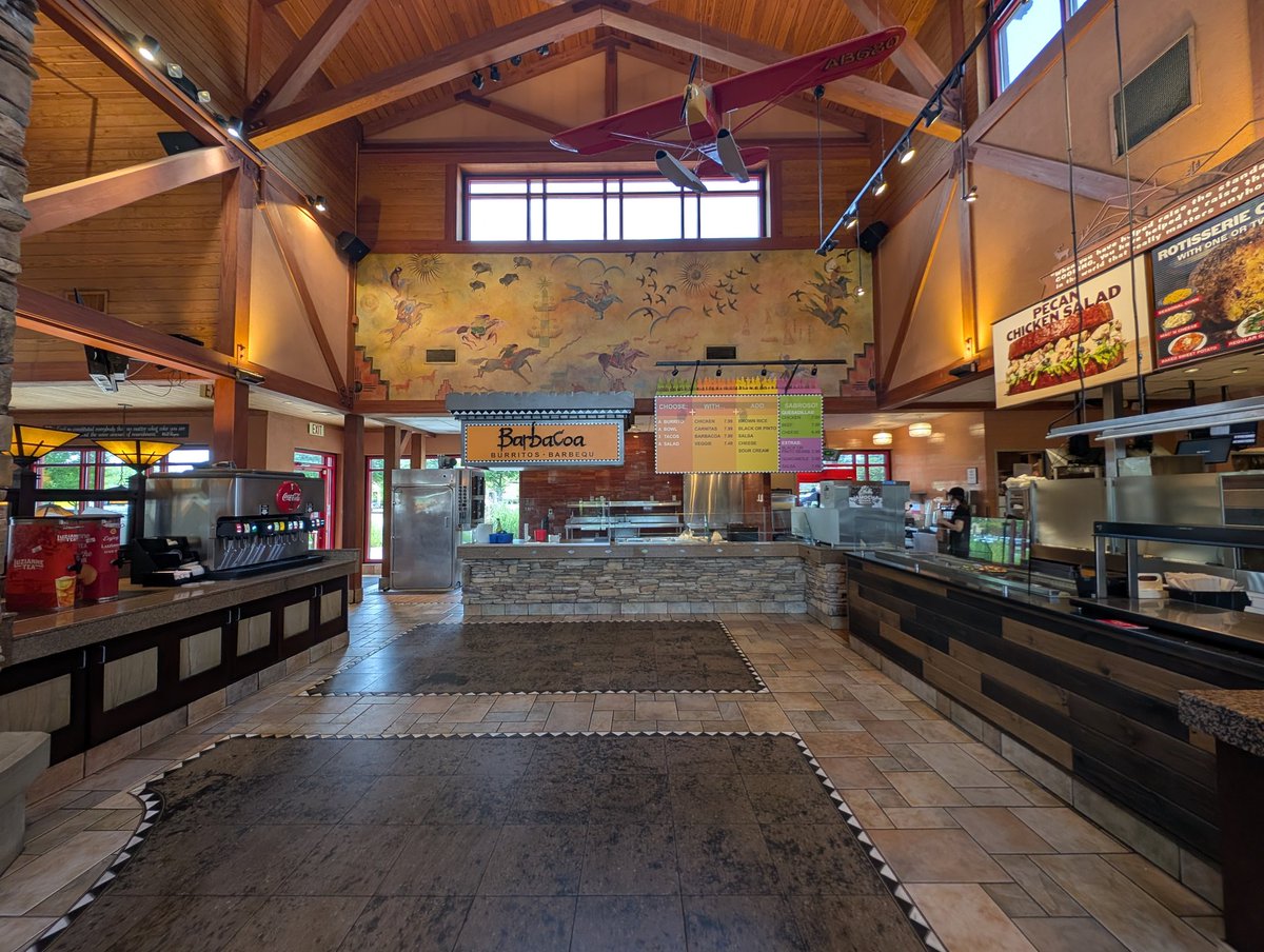 pitxviper's tweet photo. It's with a heavy heart that I announce that Arby's goes big in VA. The peach cobbler egg roll was insane. https://t.co/Gqx8hXRjxs