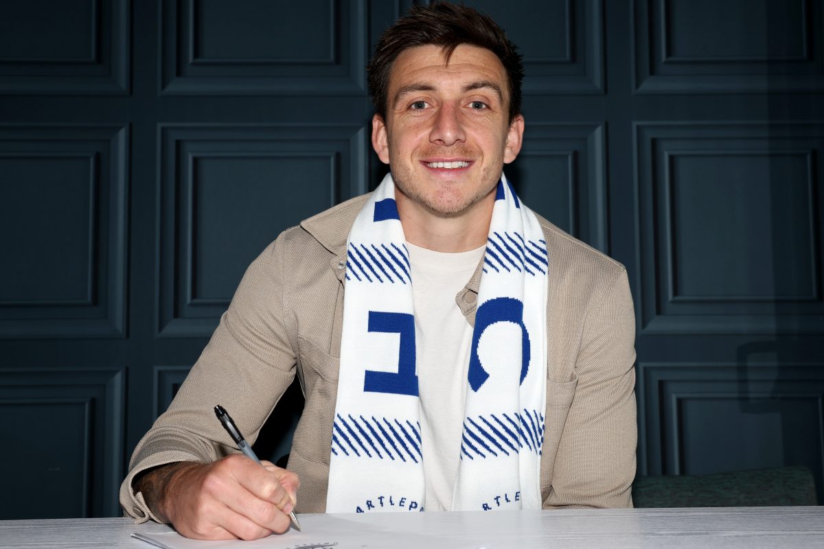 HartlepoolUFR's tweet photo. (OFFICIEL) 🚨 La première recrue de Lee Clark, Jordan Hugill, attaquant de 34 ans, signe chez les Pools jusqu'en juin 2027, avec une saison en option !

 🗞 @Official_HUFC #Pools #hufc https://t.co/Gt3OCk6Jyx