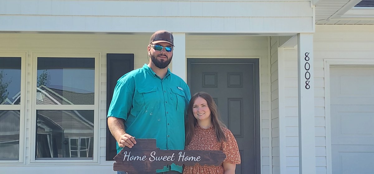 BrookinPC's tweet photo. What's the average age of a First Time Home Buyer in the US right now according to National Association of Realtors? https://t.co/DvD6LzFRAv