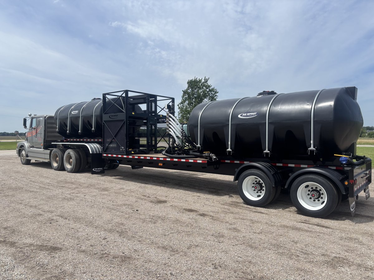 AgSprayEquip's tweet photo. Our Newton, Kansas location has another DT Series Trailer on its way out the door!

-Tote Rack
-STS EZ Meter
-Swing Arm
- Wet Seal High Flow Pump

Reach out to Ag Spray for more information! https://t.co/yFRF02Fi8q